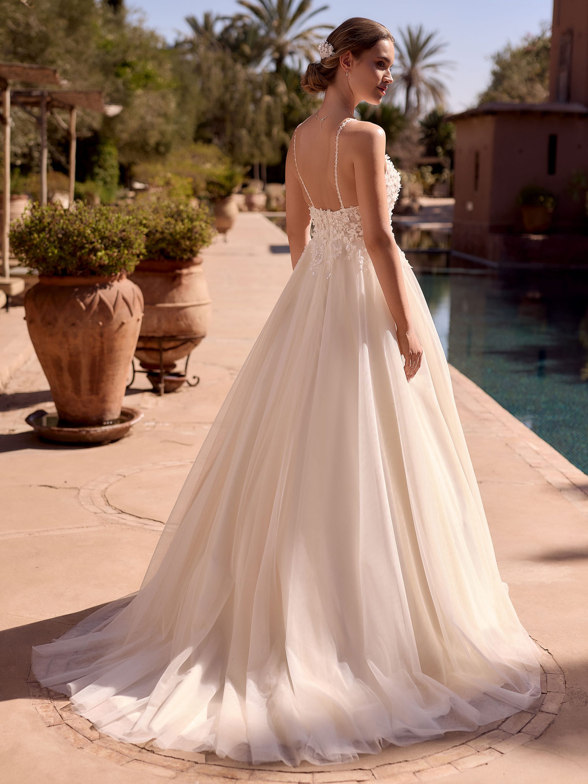 Ariana bruidsjurk - Bianco-Evento-bridal-dress-Ariana-(2)