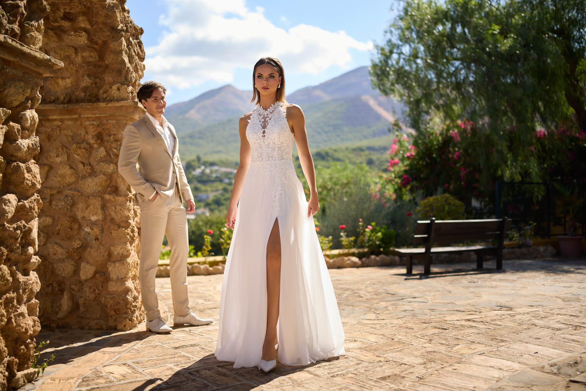 Made to love bruidsjurk - MTL 26404 front - sRGB (1)