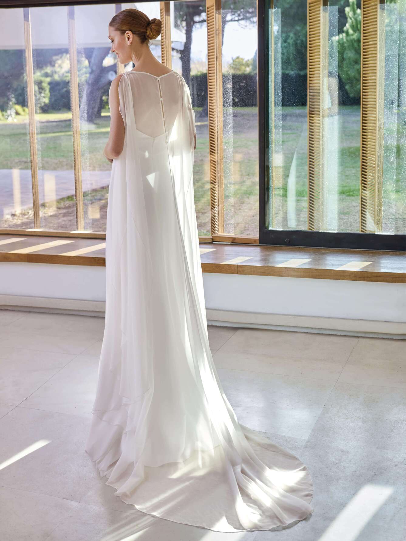 Nabela bruidsjurk - NABEL_1_C-min (1)